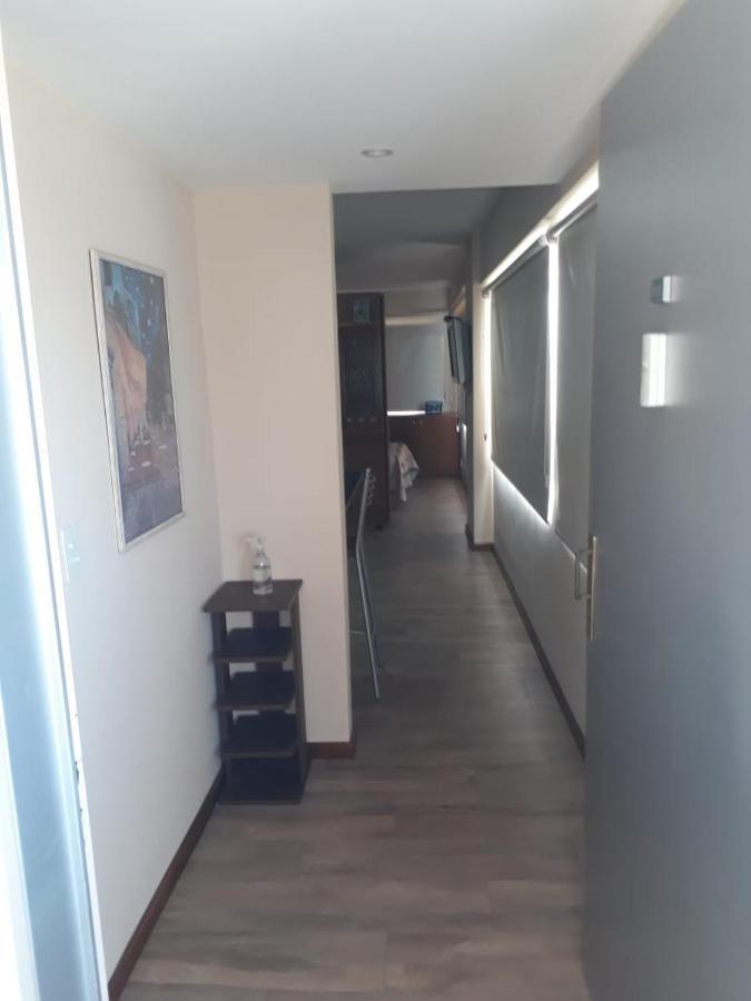 Ferienwohnung 4 Ventanales Sobre La Avenida Corrientes Buenos Aires Exterior foto