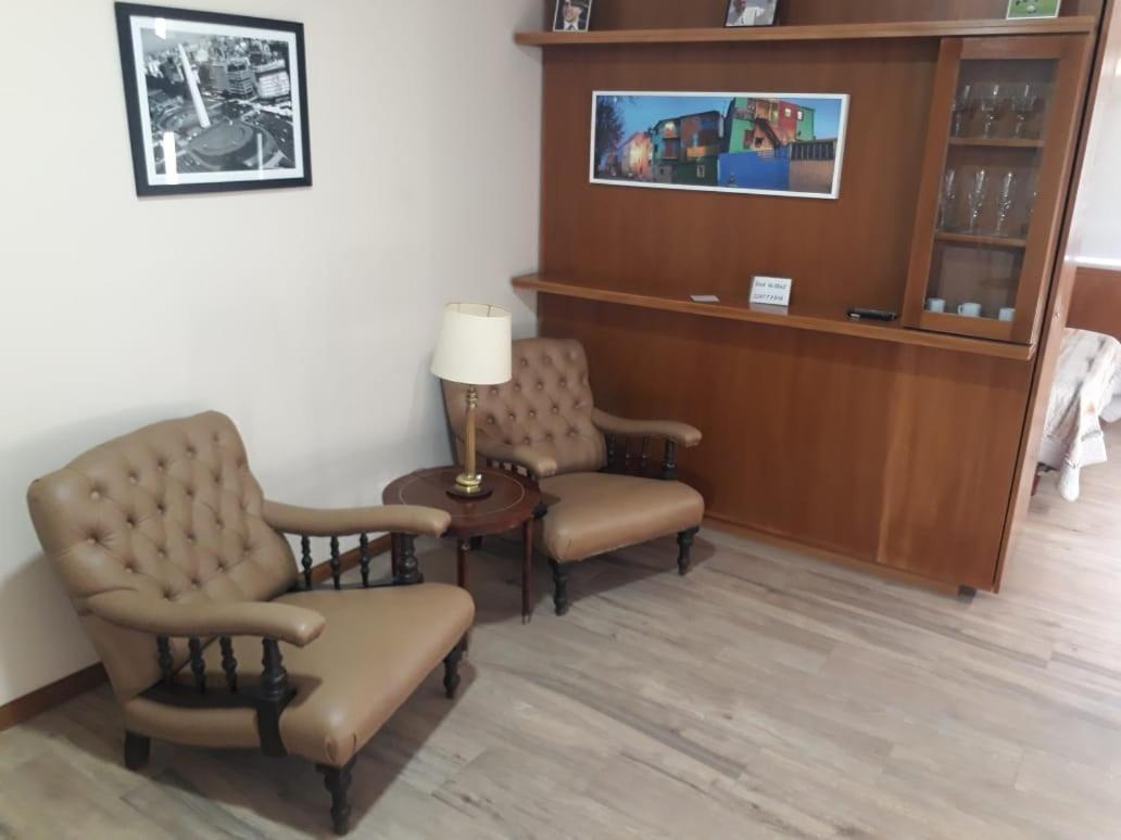 Ferienwohnung 4 Ventanales Sobre La Avenida Corrientes Buenos Aires Exterior foto