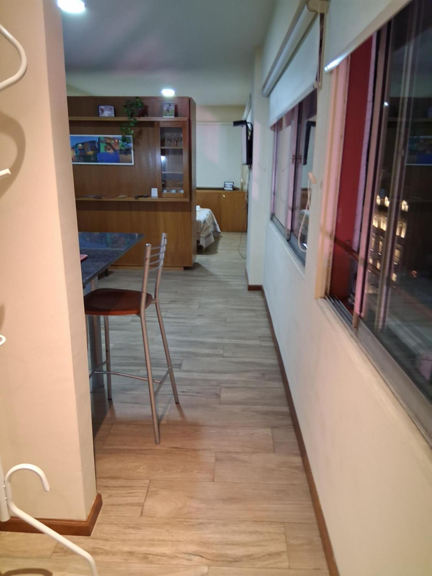 Ferienwohnung 4 Ventanales Sobre La Avenida Corrientes Buenos Aires Exterior foto