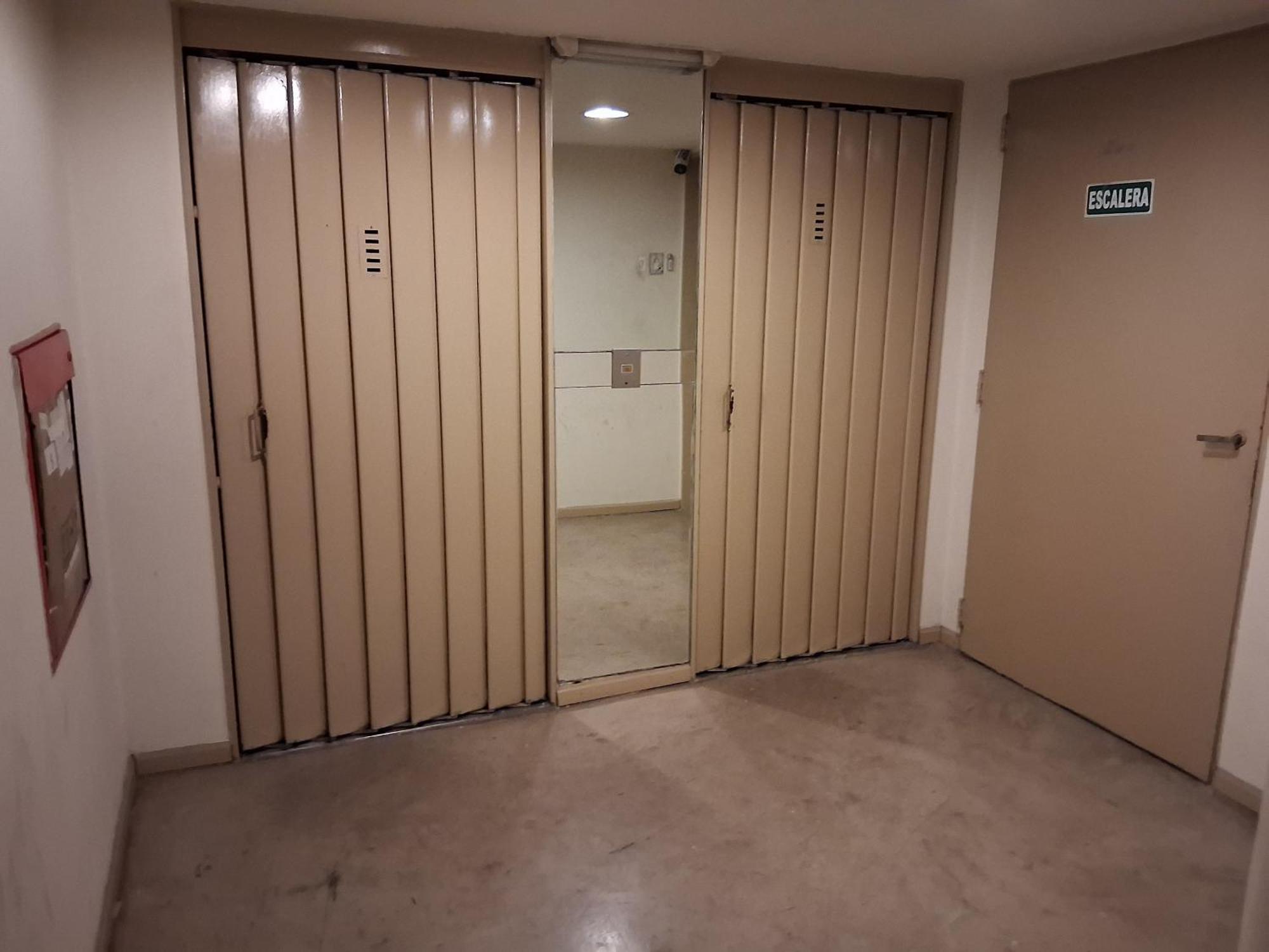 Ferienwohnung 4 Ventanales Sobre La Avenida Corrientes Buenos Aires Exterior foto